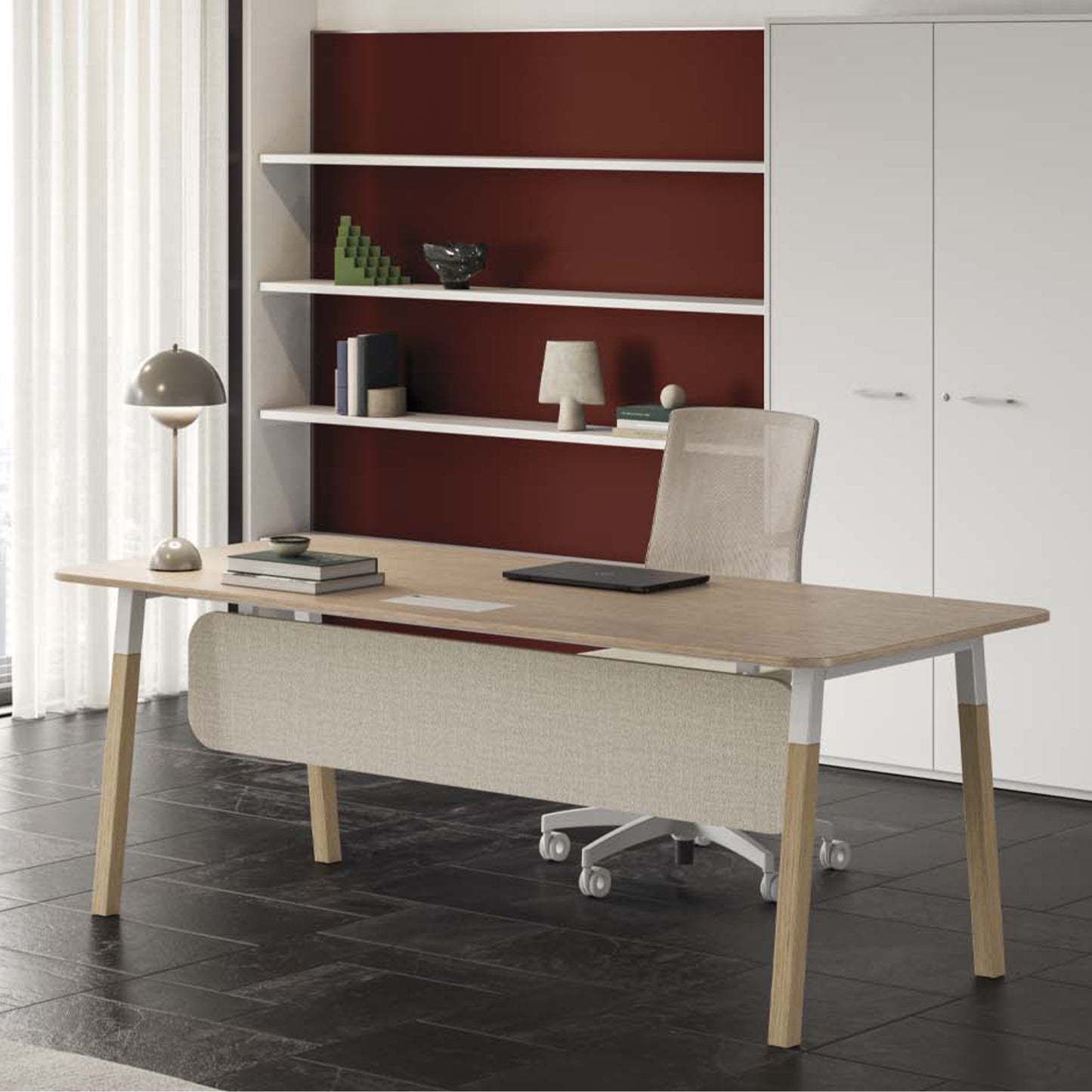 Scrivania V legno.